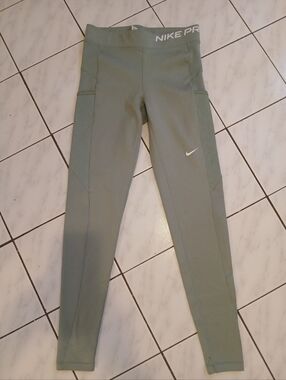 Nike Kids Sage Green Performance Leggings with Side Pockets